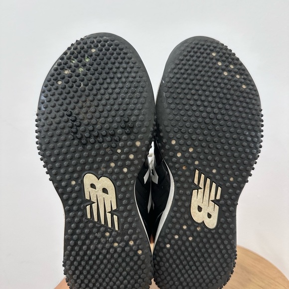 New Balance Youth Turf Trainer Black Baseball Shoes (TY4040K5) - Size 2.5 - Picture 11 of 14